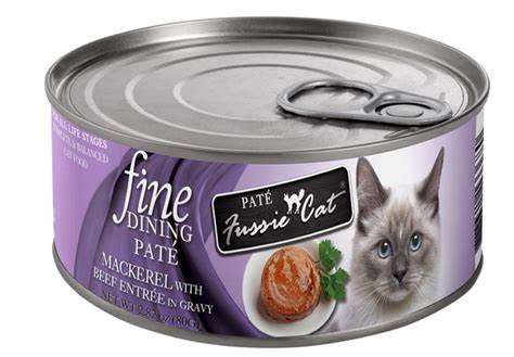 FussieCat Can Fine Dining Pate Mackarel w/Beef Entree in Gravy